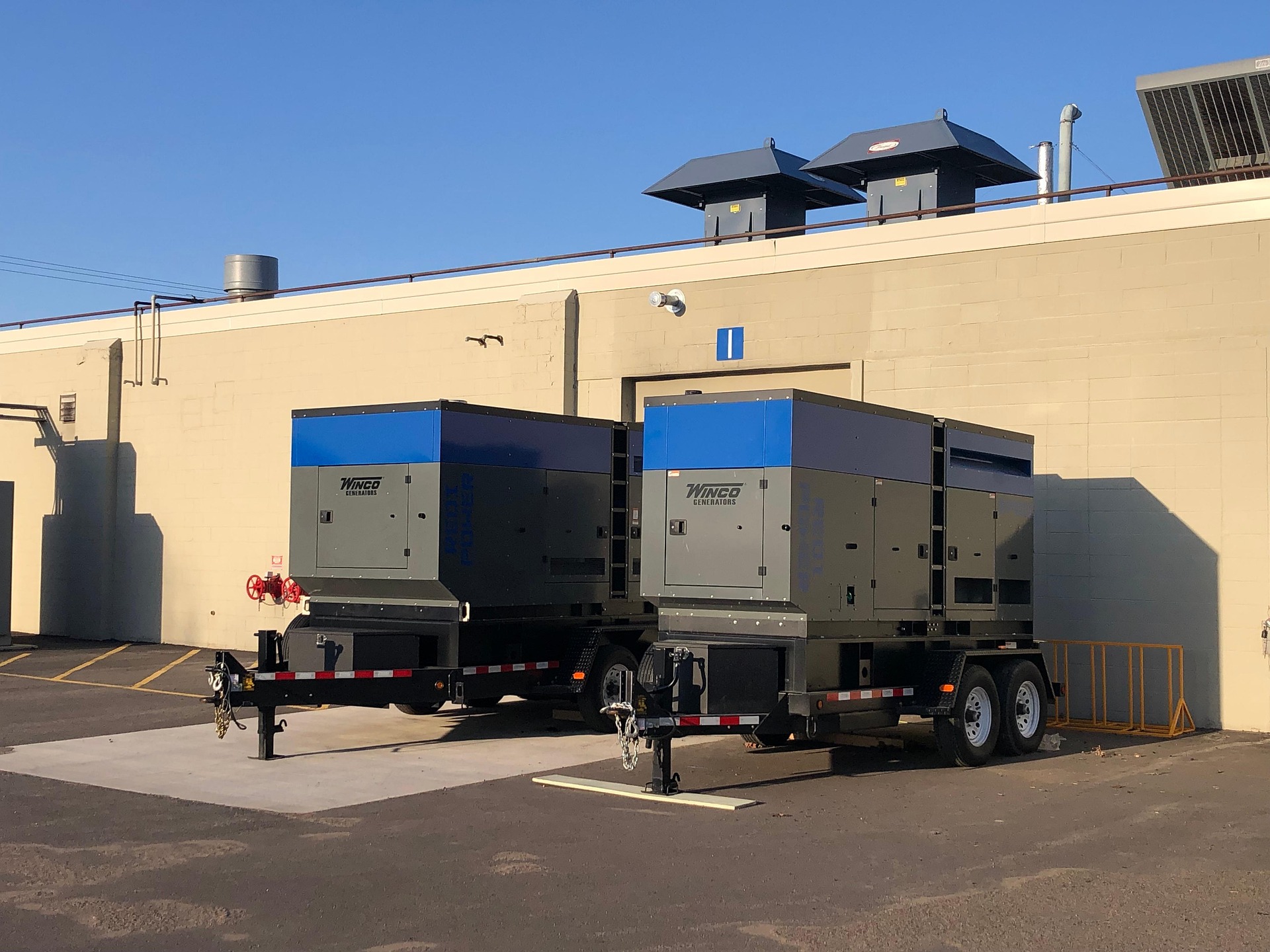 Genset 25 kVA untuk Kebutuhan Menengah