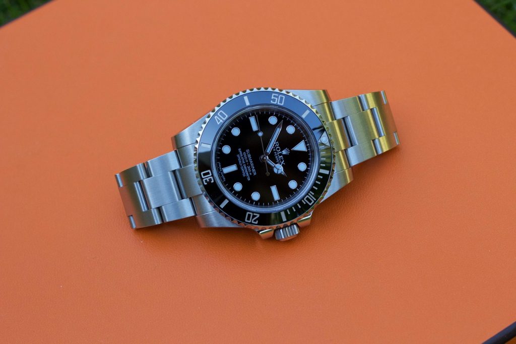 gambar jam tangan rolex warna abu abu